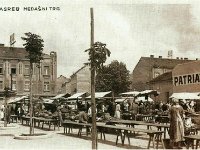 Kvaternikov trg 1910. godine (tada Međašni trg)